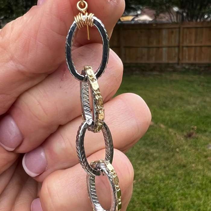 4 links