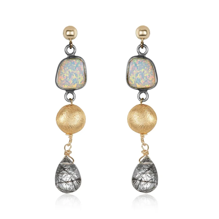 Amanda_Earrings_Retouched